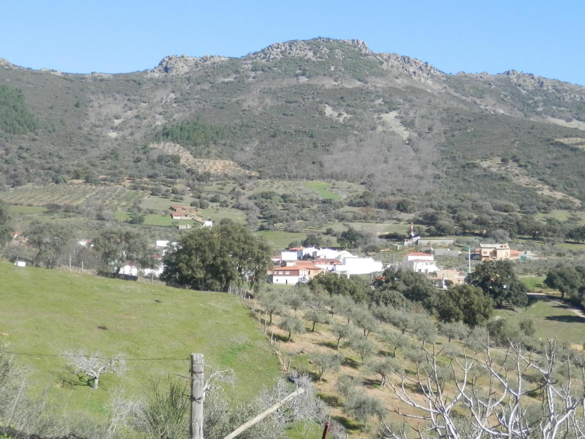 Apartamentos Rurales En Plena Sierra La Calera Buitenkant foto
